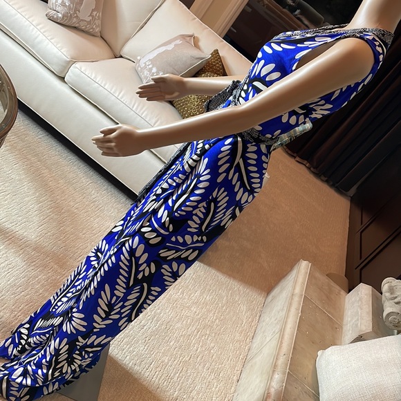 DVF long wrap dress. - Picture 6 of 10